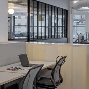 pvh ck desk CU SMALL